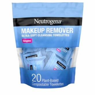 Neutrogena makeup remover towelettes package